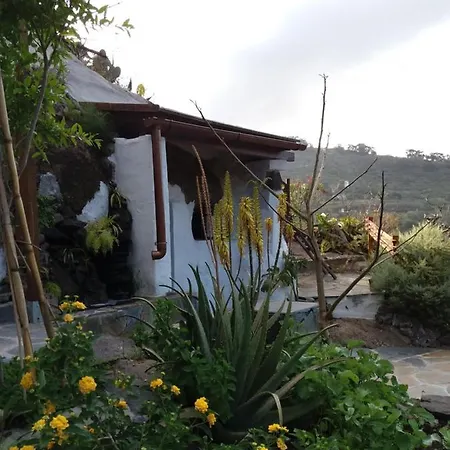 Bed & Breakfast La Cueva De Angel *